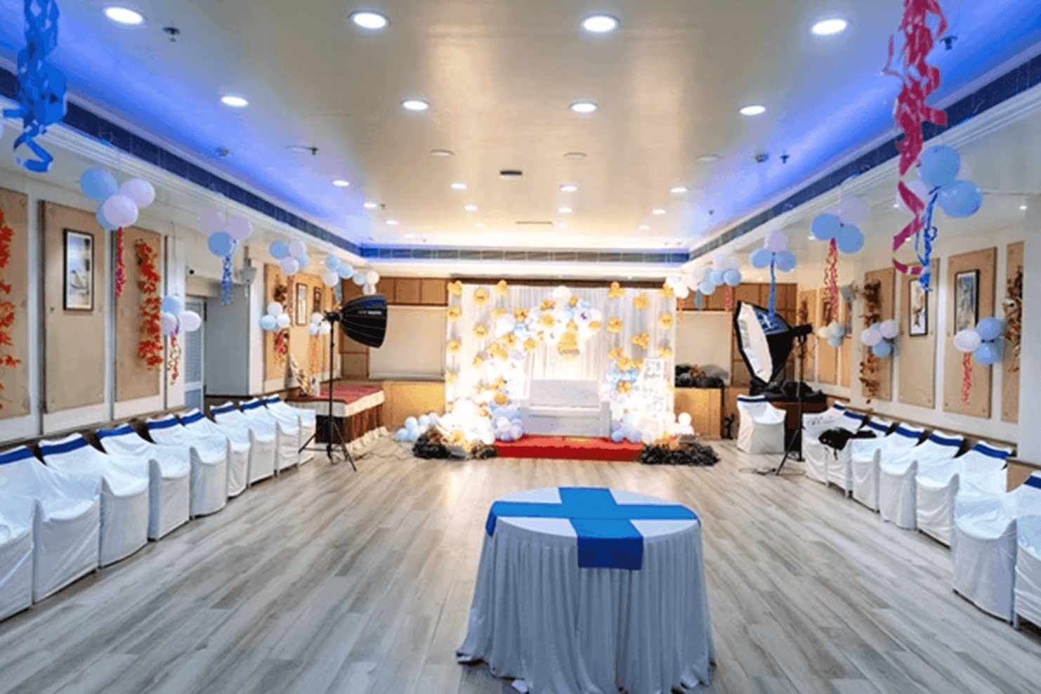 room-img